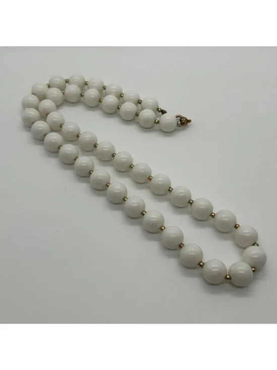 Vintage MCM White Acrylic Lucite Round Bead Necklace Gold Tone Spacer Spring Rin - Picture 2 of 10